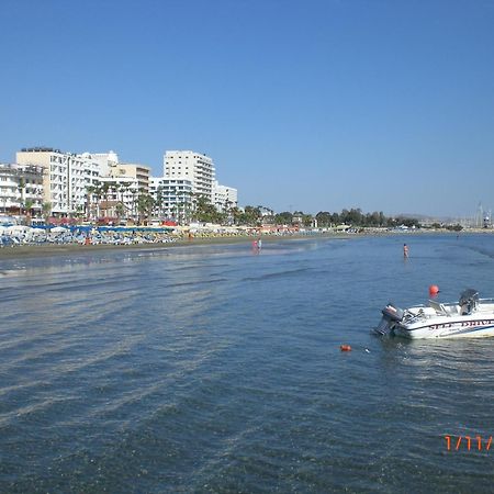 St. Lazaros Seaside Apartment Larnaca Exterior photo