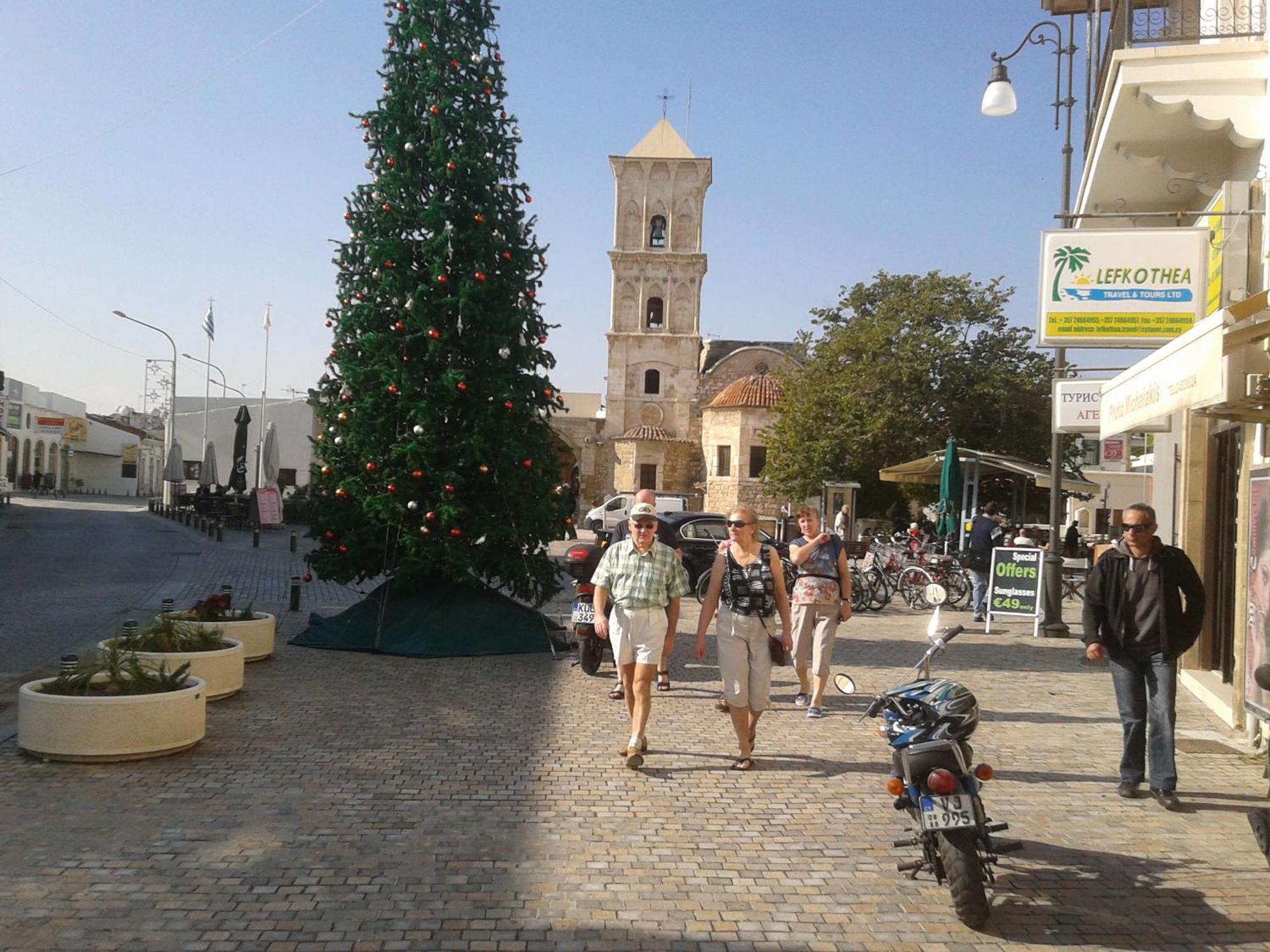 St. Lazaros Seaside Apartment Larnaca Exterior photo